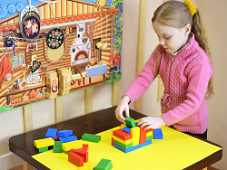 Конструктор детский деревянный "Строитель" Цветные кирпичики 40 шт.