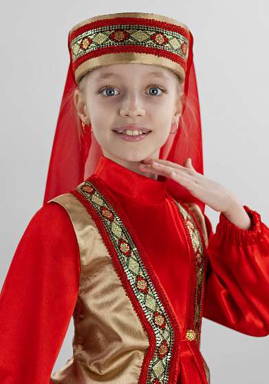 Азербайджанский костюм для девочки