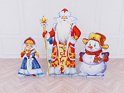 Театральная композиция "Дед Мороз Морозко, Снегурочка с белкой и снеговик"