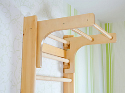 Турник навесной на шведскую стенку деревянный