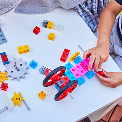 Занимательные шестеренки - Расширенный набор (113 деталей, 1 буклет с заданиями)