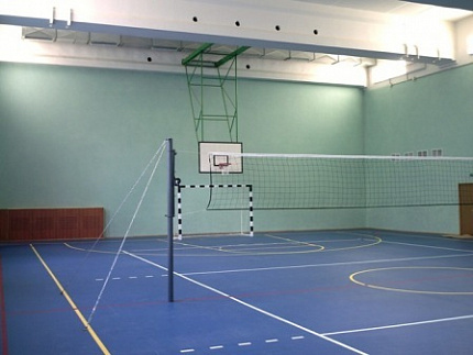 Стойки в/б на растяжках с механизмом натяжения сетки