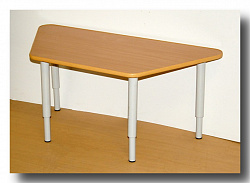 СТОЛ ТРАПЕЦИЯ РЕГУЛИРУЕМЫЙ, ЛДСП