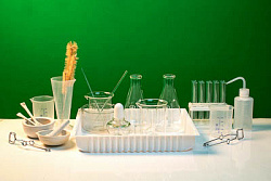 Набор хим. посуды и принадлежностей для демонстрационных работ в нач.шк. (КДОНН)