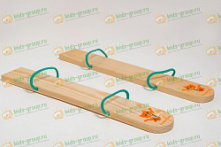 Парные лыжи для эстафеты из массива дерева