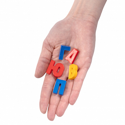 Пластмассовые магнитные буквы русского алфавита