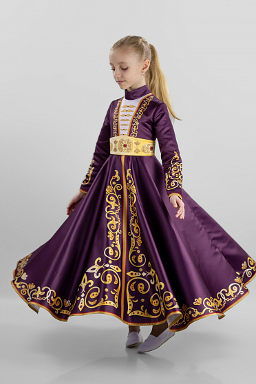 Чеченский национальный костюм для девочки