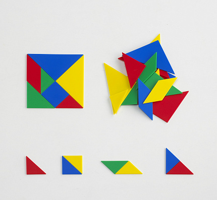 Танграмы 28 шт. (2 мм, 4 цвета)