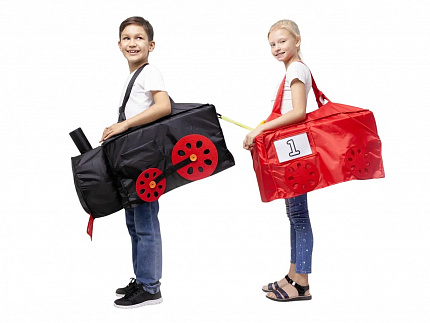 Каркасный паровозик и 2 вагончика