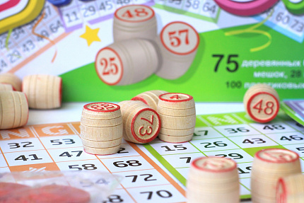 Игра настольная "Бинго" (дер.бочонки)