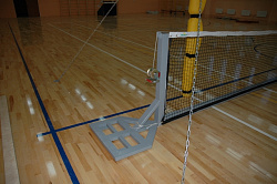 Стойки для большого тенниса с противовесами 70 кг, и механизмом натяжения сетки