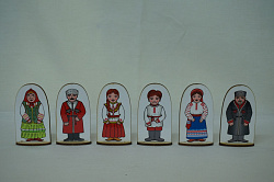 Набор кукол на подставке "Семья казаков" 6 шт. материал - фанера